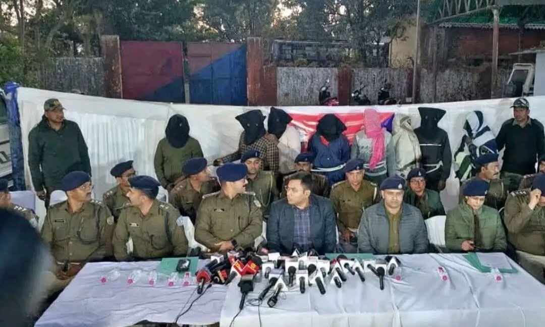 बच्चों की तस्करी से अंगों के सौदे तक: रांची पुलिस की कार्रवाई में पुरुलिया का सूरज रवानी निकला मास्टरमाइंड, गुलगुलिया गैंग का बड़ा खुलासा