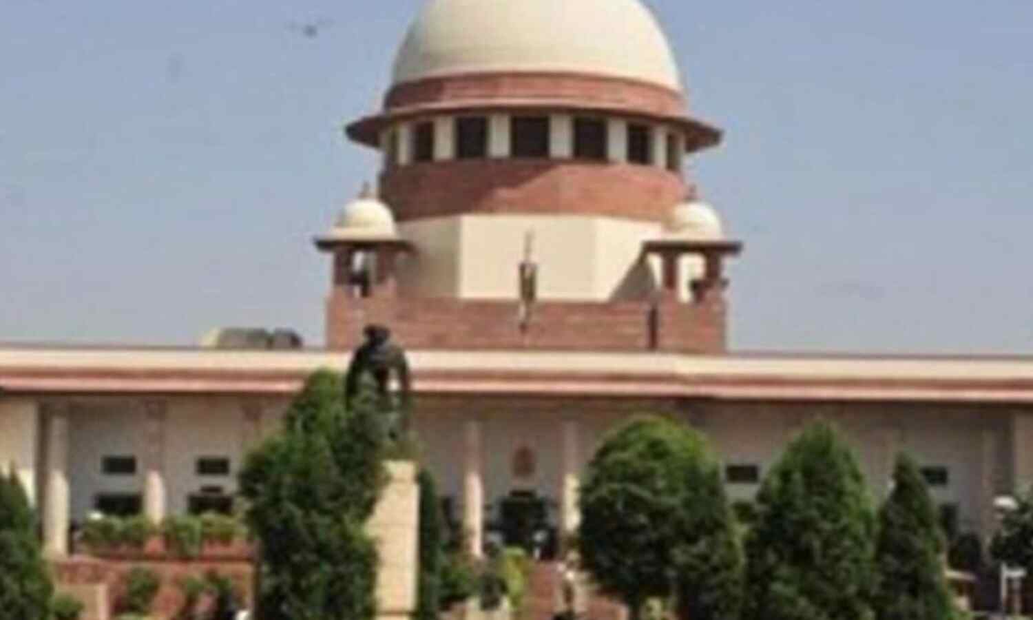 महाकाल मंदिर VIP दर्शन मामला: सुप्रीम कोर्ट ने भेदभाव वाली याचिका की खारिज, व्यवस्था में दखल से किया इनकार