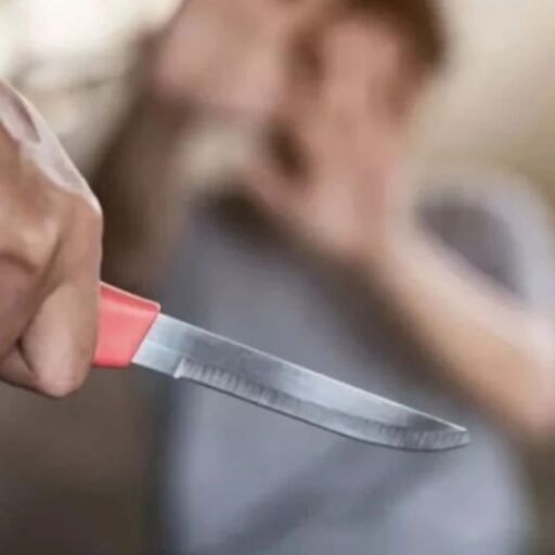 नोएडा में घरेलू विवाद बना मौत की वजह, सॉफ्टवेयर इंजीनियर ने साली पर हमला कर 16वीं मंजिल से कूदकर दी जान नोएडा में घरेलू विवाद बना मौत की वजह, सॉफ्टवेयर इंजीनियर ने साली पर हमला कर 16वीं मंजिल से कूदकर दी जान