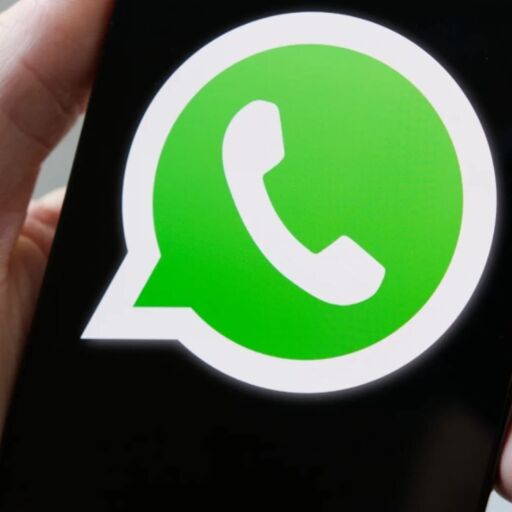 डेटा प्राइवेसी पर सुप्रीम कोर्ट का कड़ा रुख: मेटा-व्हाट्सऐप से कहा—संविधान नहीं मान सकते तो भारत छोड़ें