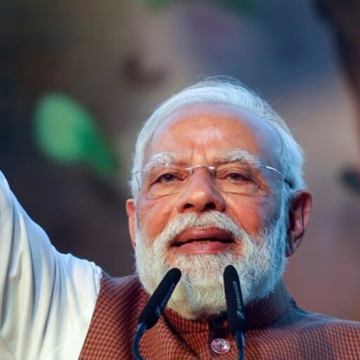 प्रधानमंत्री नरेंद्र मोदी का असम दौरा: डिब्रूगढ़ में नॉर्थईस्ट की पहली हाईवे एयरस्ट्रिप का उद्घाटन, 5,450 करोड़ की परियोजनाओं की सौगात प्रधानमंत्री नरेंद्र मोदी का असम दौरा: डिब्रूगढ़ में नॉर्थईस्ट की पहली हाईवे एयरस्ट्रिप का उद्घाटन, 5,450 करोड़ की परियोजनाओं की सौगात