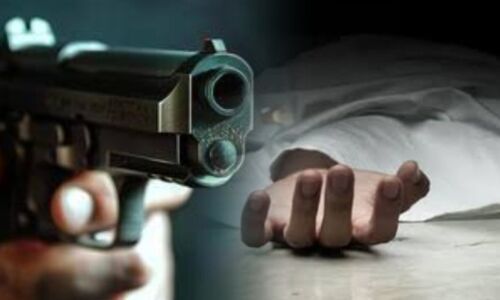 कानपुर में खौफनाक पारिवारिक त्रासदी, रिटायर्ड फौजी ने पत्नी-बेटे की हत्या कर ट्रेन के आगे कूदकर दी जान