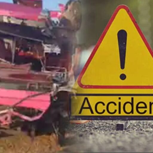 बिहार में भीषण सड़क हादसा, स्कूली बच्चों से भरी बस की ट्रक से टक्कर, दो शिक्षकों की मौत