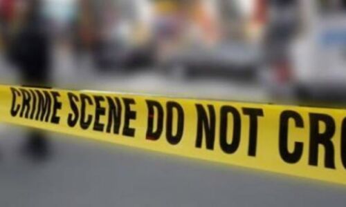 उत्तर प्रदेश के कासगंज में दिल दहला देने वाली घटना: किराये के मकान में एक ही परिवार के पांच सदस्यों के शव मिले उत्तर प्रदेश के कासगंज में दिल दहला देने वाली घटना: किराये के मकान में एक ही परिवार के पांच सदस्यों के शव मिले