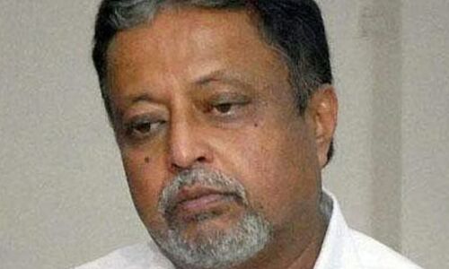 पूर्व रेल मंत्री मुकुल रॉय का निधन, 72 वर्ष की आयु में कार्डियक अरेस्ट से हुआ देहांत पूर्व रेल मंत्री मुकुल रॉय का निधन, 72 वर्ष की आयु में कार्डियक अरेस्ट से हुआ देहांत