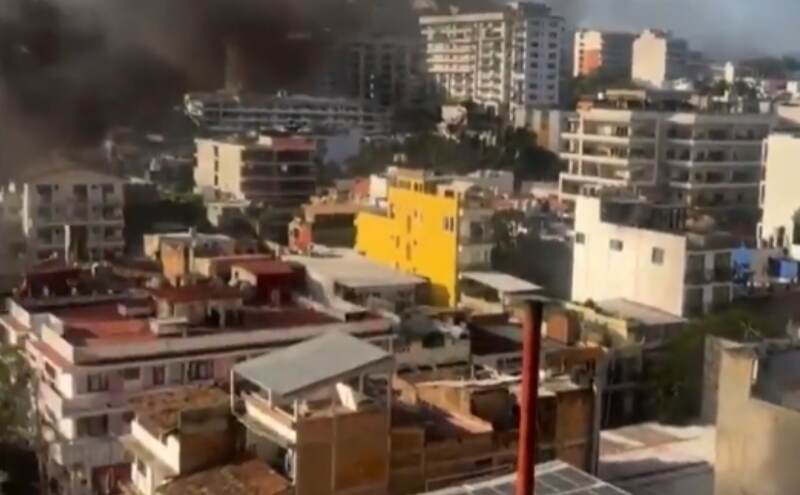 मैक्सिको में एल मेंचो की मौत के बाद हिंसा की आग, CJNG कार्टेल के गढ़ों में अराजकता