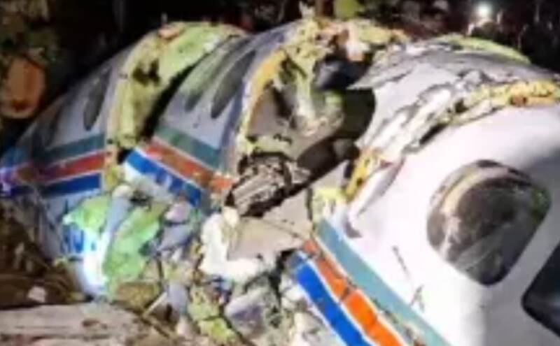 रांची से दिल्ली जा रही एयर एम्बुलेंस चतरा में क्रैश, 7 की मौत; मौसम के चलते रूट बदला था