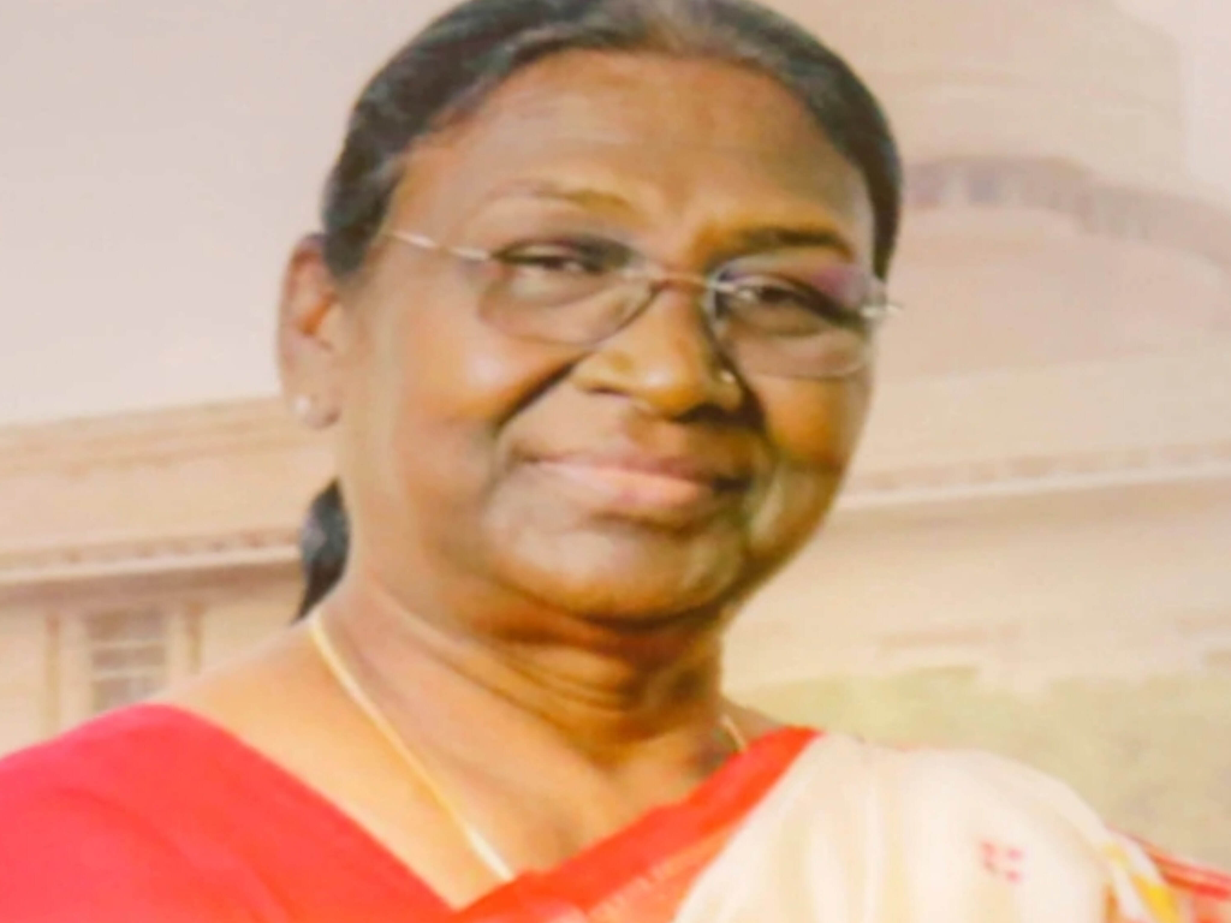 राष्ट्रपति के रांची आगमन से बदली ट्रैफिक व्यवस्था, गुरुवार को सुबह 9 से शाम 7 बजे तक बड़े वाहनों की नो एंट्री राष्ट्रपति के रांची आगमन से बदली ट्रैफिक व्यवस्था, गुरुवार को सुबह 9 से शाम 7 बजे तक बड़े वाहनों की नो एंट्री