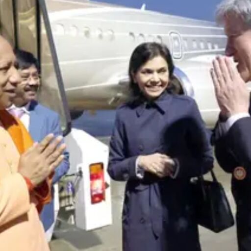 सिंगापुर के बाद जापान दौरे पर सीएम योगी, उत्तर प्रदेश में निवेश और औद्योगिक सहयोग पर जोर सिंगापुर के बाद जापान दौरे पर सीएम योगी, उत्तर प्रदेश में निवेश और औद्योगिक सहयोग पर जोर