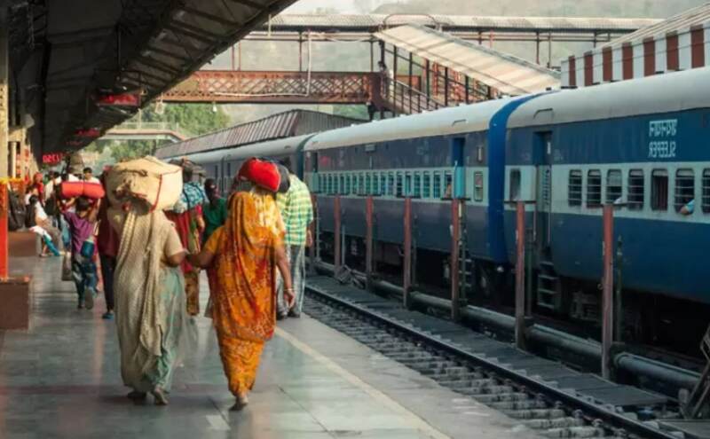 रेलवे यात्रियों के लिए बड़ा बदलाव: 1 मार्च से बंद होगा UTS ऐप, RailOne से होगी टिकट बुकिंग