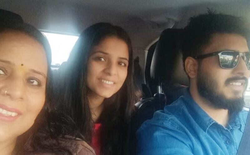 मुरादाबाद में खूनी होली: इंजीनियर से यूट्यूबर बने भाई ने बहन को उतारा मौत के घाट, मां पर भी किया जानलेवा हमला