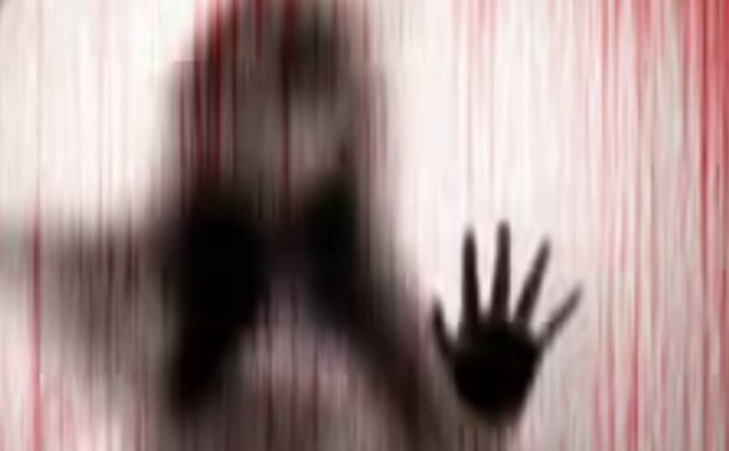 उत्तर प्रदेश के इटावा में जीजा ने नाबालिग साली की गला घोंटकर हत्या की, चेहरे पर ईंट से वार; आरोपी ने खुद थाने में किया सरेंडर