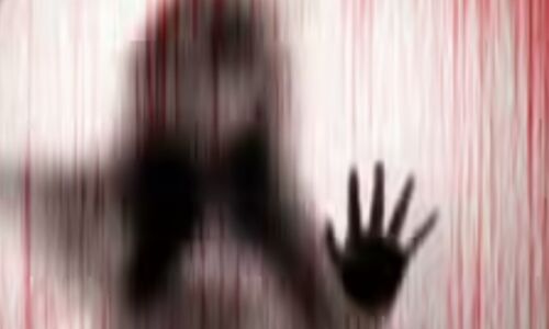 दिल्ली के ओखला में मासूमियत शर्मसार: तीन किशोरों पर लगा 7 वर्षीय बच्ची से कुकृत्य का आरोप, इलाके में तनाव के बीच पुलिस की बड़ी कार्रवाई