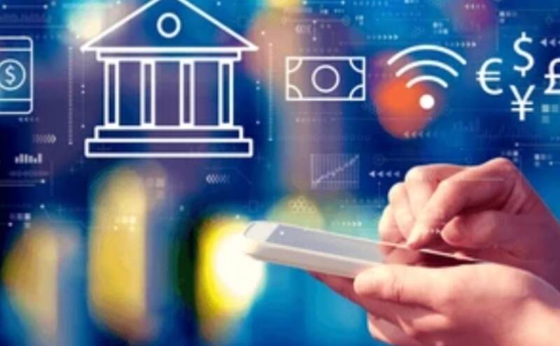 मैनपुरी के एक साधारण से खेत में काम कर रही महिला के फोन पर आया ऐसा मैसेज, जिसने बैंक से लेकर प्रशासन तक के उड़ा दिए होश! मैनपुरी के एक साधारण से खेत में काम कर रही महिला के फोन पर आया ऐसा मैसेज, जिसने बैंक से लेकर प्रशासन तक के उड़ा दिए होश!