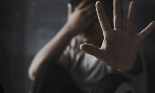 मुरादाबाद के मूंढापांडे में मासूम के साथ हुई रूह कंपा देने वाली वारदात, क्या सुरक्षित नहीं हैं गलियां? मुरादाबाद के मूंढापांडे में मासूम के साथ हुई रूह कंपा देने वाली वारदात, क्या सुरक्षित नहीं हैं गलियां?