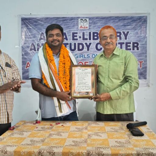 लक्ष्य, मेहनत और अखबार: UP PCS में सफलता का फॉर्मूला! लक्ष्य, मेहनत और अखबार: UP PCS में सफलता का फॉर्मूला!