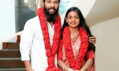 सोशल मीडिया पर छाई उस चर्चित शादी का गहरा राज: जांच में मोनालिसा की उम्र ने पलट दी पूरी कहानी