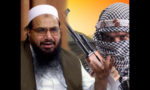 कश्मीर में आतंकियों के सफाए से बौखलाया हाफिज सईद, पाक को कहा-युद्ध छेड़ो