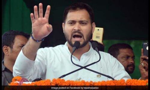 नीतीश सरकार को आरएसएस कंट्रोल कर रही है- तेजस्वी