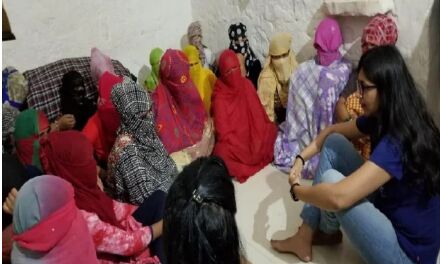 दिल्ली: सेक्स रैकेट का पर्दाफाश, स्वाति मालीवाल ने पहाड़गंज में होटल से 39 लड़कियों को छुड़ाया