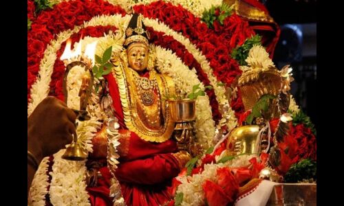 नवरात्रि में बड़े काम का यह छोटा सा मंत्र, जप करने से दूर होती हैं बड़ी-बड़ी परेशानियां