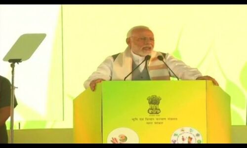 पीएम मोदी बोले- चुनौतियों से लड़कर किसानों की आय करेंगे दोगुनी
