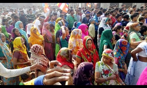 मध्य प्रदेश : भारत बंद के दौरान हिंसक विरोध में शामिल होने वाले 4 सरकारी कर्मचारी सस्पेंड