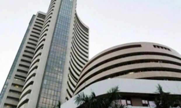 सेंसेक्स 272 अंक गिरकर 35217 पर बंद, पीएसयू शेयर्स पर हावी रही बिकवाली