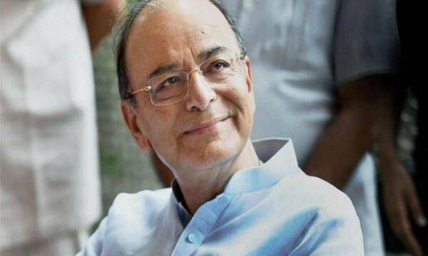 केंद्रीय मंत्री जेटली के स्वस्थ में आया सुधार, इस महीने लौट सकते हैं काम पर