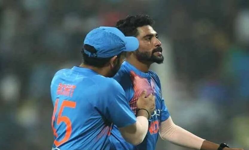 टीम इंडिया के इस तेज गेंदबाज के नाम दर्ज हुआ शर्मनाक रिकॉर्ड, महंगे क्लब में हुए शामिल