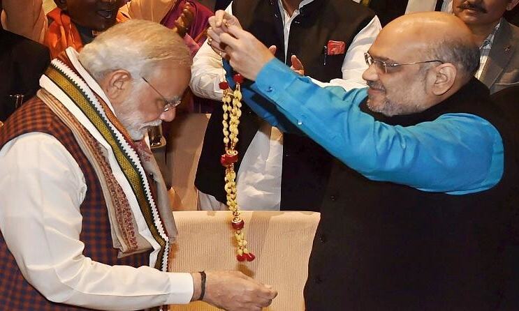 बीजेपी संसदीय दल की बैठक के दौरान भावुक हुए पीएम मोदी, शाह को दिया जीत का श्रेय