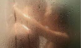 SHOWER SEX करना चाहते हैं तो इन टिप्स को भी रखें ध्यान