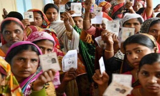 EVM ठीक होने के बाद केंद्रीय राज्‍य मंत्री मेघवाल ने डाला वोट