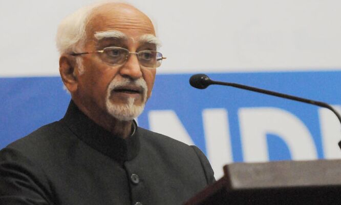 पूर्व उप राष्‍ट्रपति अंसारी ने सरकार पर साधा निशाना, गुजरात दंगों पर कह दी यह बात