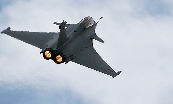 राफेल: 2019 से भारत को लड़ाकू विमान देना शुरू करेगा दसॉल्ट