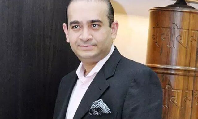 पीएनबी घोटाले में एक और बड़ा खुलासा, अधिकारियों ने नीरव मोदी को दिए थे बैंक कंप्यूटरों के पासवर्ड