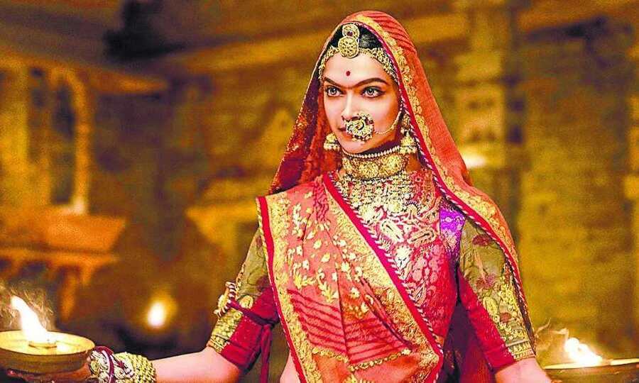 25 जनवरी को भी रिलीज नहीं हो पाएगी पद्मावत, मेकर्स ने लिया अब तक का सबसे बड़ा फैसला