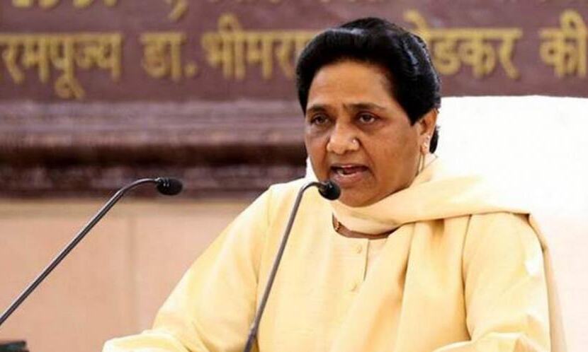 जिन्‍होंने मोदी जी को वाराणसी में जिताया, उन्‍हें गुजरात में निशाना बनाया जा रहा : मायावती