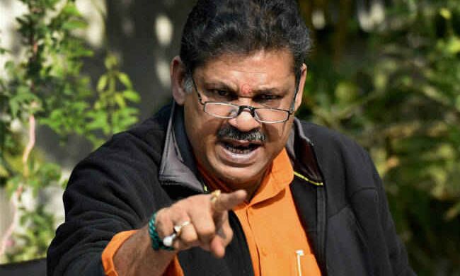 बिहारः अधिकारियों ने खोला कीर्ति आजाद के खिलाफ मोर्चा, ऐसे करेंगे सांसद का विरोध