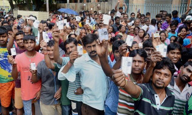पश्चिम बंगाल में पंचायत चुनाव: वोटिंग के दौरान खून-खराबा, दो को जिंदा जलाया