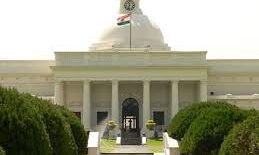रुड़की आइआइटी की एक और छात्रा ने प्रोफेसर के खिलाफ दी उत्पीड़न की तहरीर