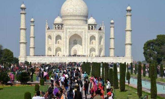 ताज पर भीड़ काबू करने को जल्द होगी नई व्यवस्था