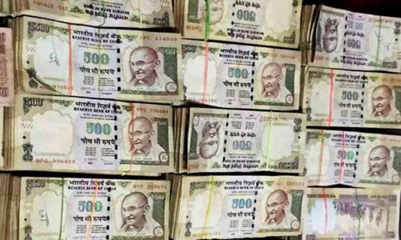 कानपुर में पकड़े गए 100 करोड़ के पुराने नोटों की खेप, 8 मनीचेंजर गिरफ्तार