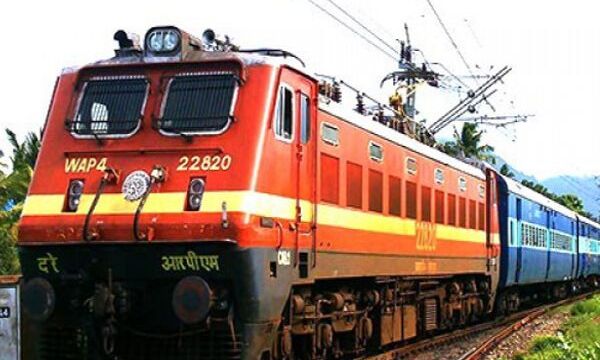 इंटरसिटी चलने वाली ओवरनाइट एक्सप्रेस ट्रेनों की बढ़ेगी स्पीड, 250 KMPH होगी रफ्तार