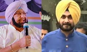 अमरिंदर पर सिद्धू के बयान से कई मंत्री हुए खफा, मांगा इस्तीफा