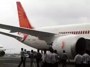 बैंकों के 8000 करोड़ रुपये लेकर कर्ज चुकाने में डिफॉल्ट हुई Jet Airways