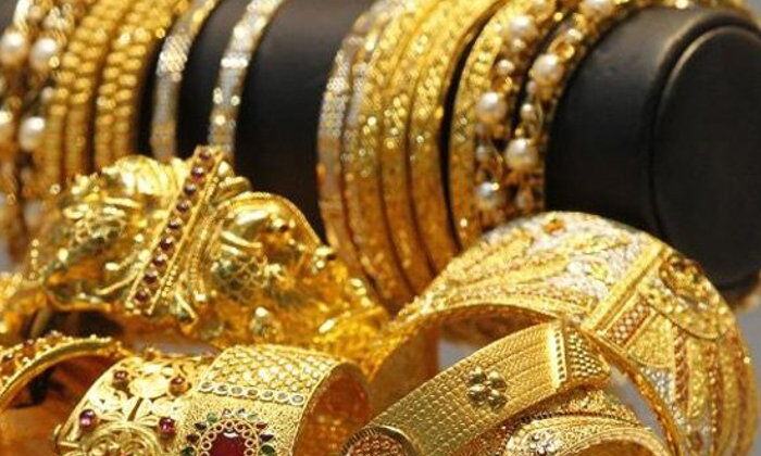 धनतेरस से पहले सोने में बड़ी गिरावट, आज ये रहे 10 ग्राम के भाव