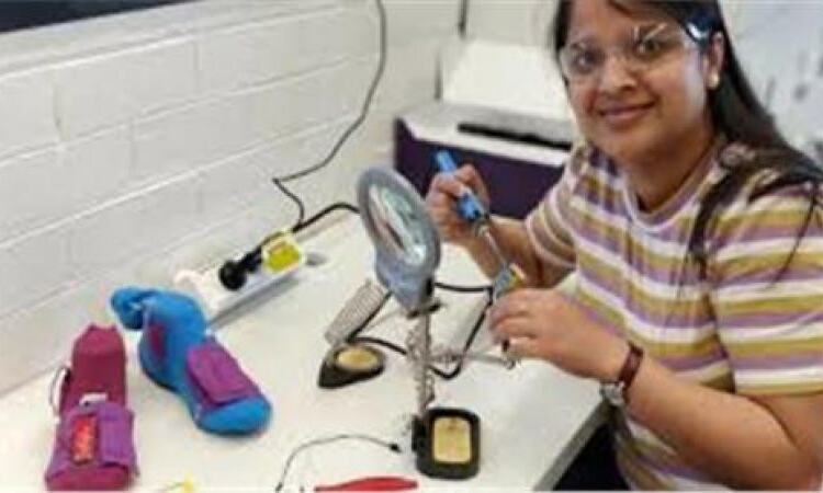 स्मार्ट मोज़े बताएंगे पैरों की सूक्ष्म बीमारियां