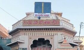 इस मंदिर में रुक्मिणी संग पूजे जाते हैं कृष्ण भगवान...