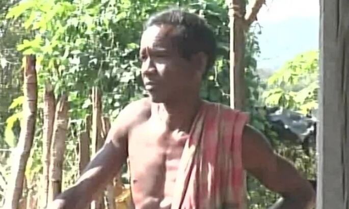ओडिशा का यह शख्स बना दशरथ मांझी, पहाड़ काटकर बना डाली 8 किलोमीटर सड़क